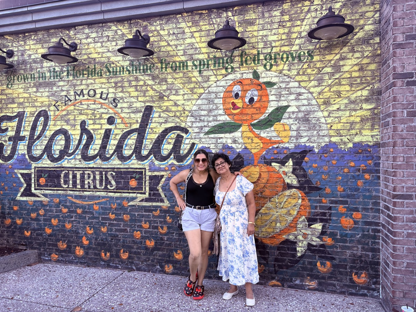 El equipo de Ivonne Vacations en Orlando, Florida